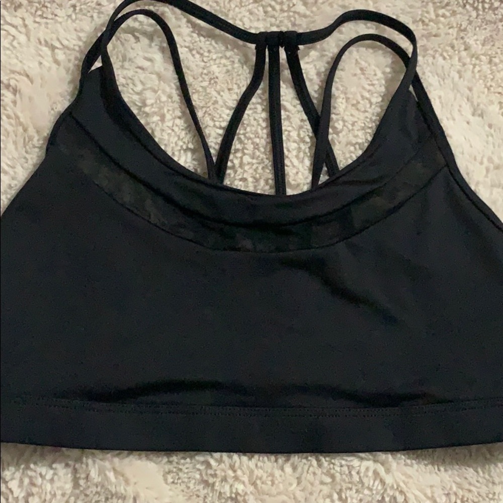 Vsx strappy sports bra